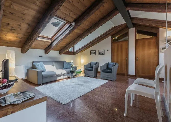Ca\' Del Monastero 9 Collection Spacious Apartment Up To 5 Guests